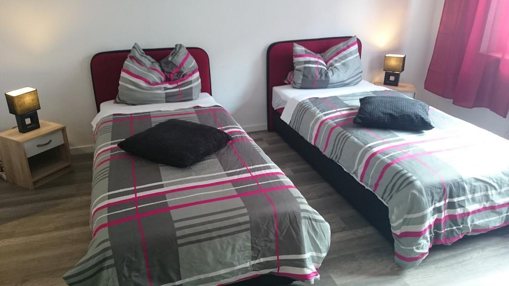 Appartment Am Nordpark Monchengladbach Luaran gambar